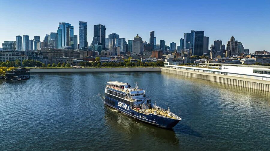 Montréal: Guided Sightseeing River Cruise - Why Montréal looks better from the St. Lawrence