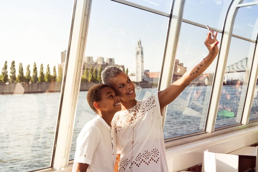 Montreal: Le Bateau-Mouche St. Lawrence Sightseeing Cruise - Should you book Le Bateau-Mouche?
