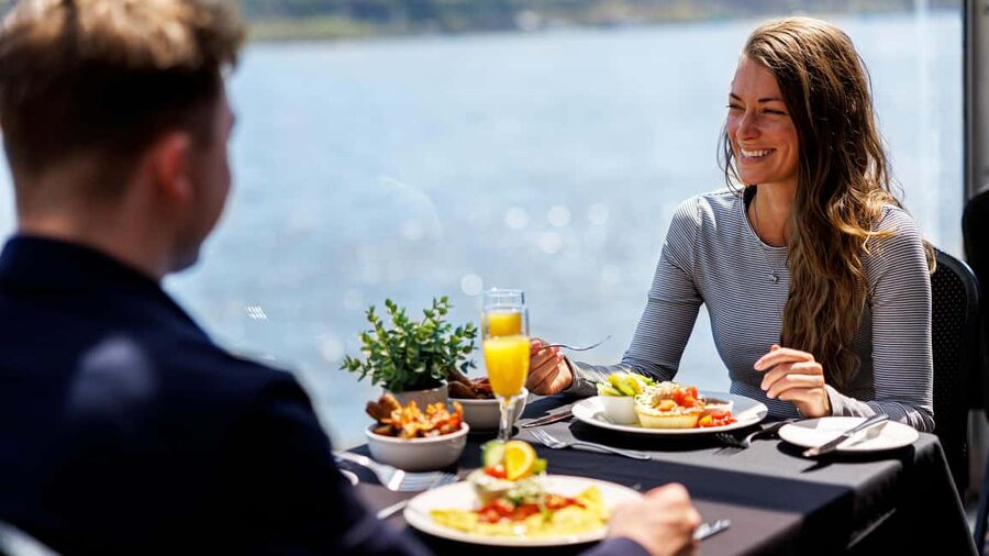 Montréal: Weekend River Brunch Cruise - A Brunch Cruise That Takes Its Time