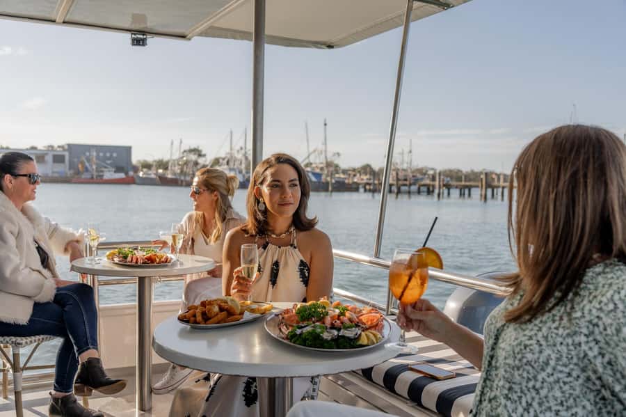 Mooloolaba: Seafood Lunch Cruise - Should you book the Mooloolaba seafood cruise?