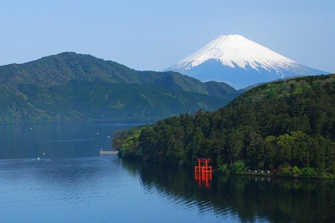 Mt Fuji & Hakone Cruise, Drum Show Bus 1 Day from Tokyo - Lunch, local food, and the wadaiko performance