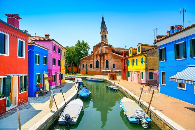 Murano & Burano Islands Guided Small-Group Tour by Private Boat - Who should book this island tour?