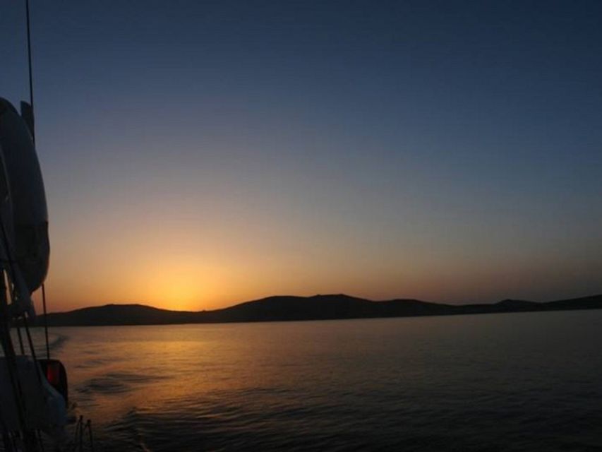 Mykonos: Sunset Cruise with Drinks - A sunset cruise that gets you off the crowded shore