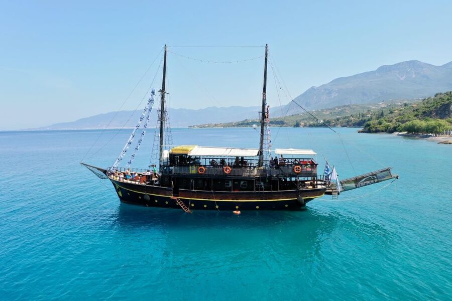 Mykonos: Sunset Party Boat Cruise with 1 Drink - Key points to know before booking