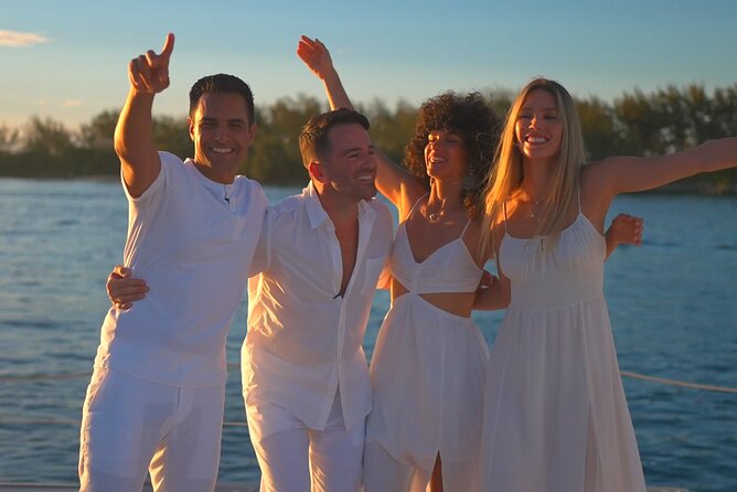 Nassau: Sunset Dinner Cruise - A sunset catamaran with a Bahamian party feel