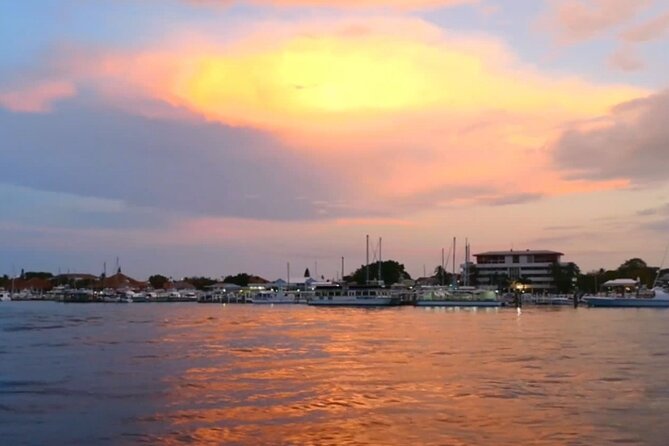 Nassau: Sunset Dinner Cruise - Dinner arrives with a backyard barbecue spirit