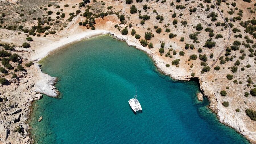 Naxos: Catamaran Cruise with Lunch & Drinks - Life on a modern catamaran