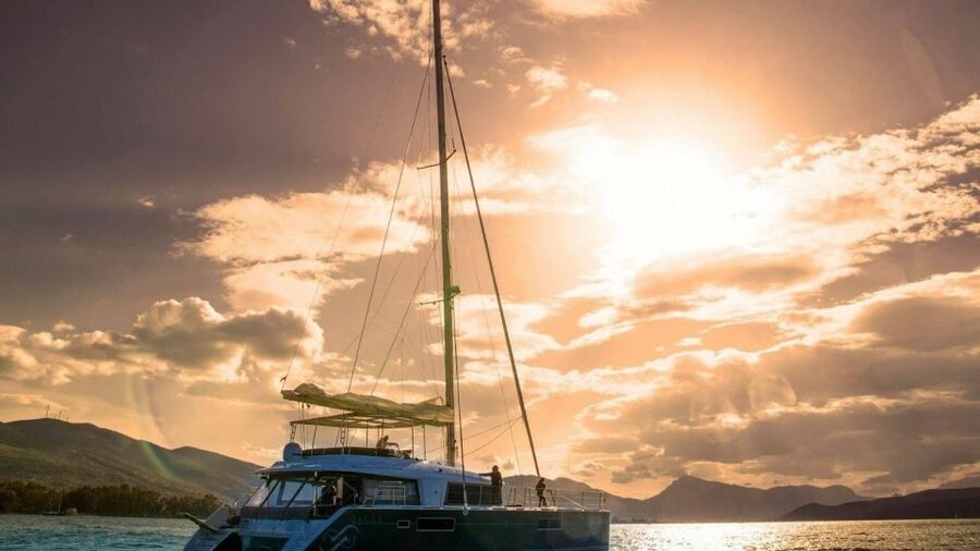 Naxos: Catamaran Cruise with Lunch & Drinks - Who gets the best value from the $212 price
