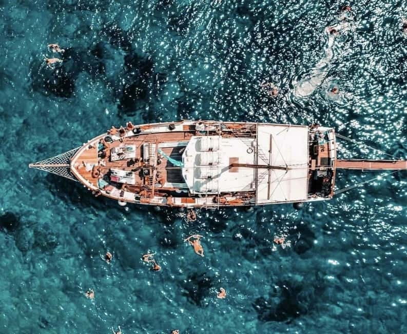 Naxos: Rina Cave-Koufonisi Cruise & Rina Cave Swim with BBQ - Kato Koufonissi: a swim stop, not a dockside visit