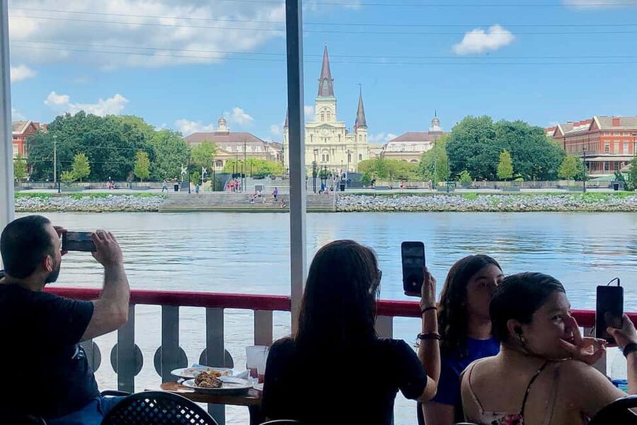 New Orleans: Sunday Steamboat Jazz Cruise + Optional Brunch - The narration and the jazz