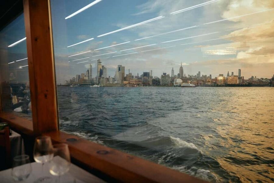 New York City: Gourmet Dinner Cruise with Live Music - Who will enjoy this $145 cruise?