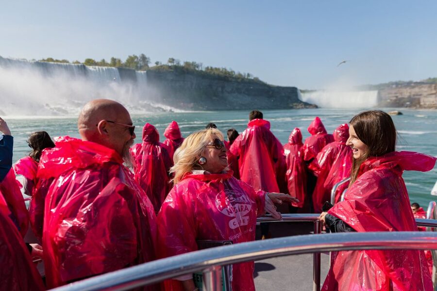Niagara Falls: Boat Trip & Journey Behind the Falls Tour - Weather, clothing, and walking comfort