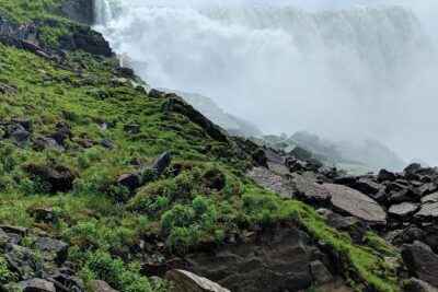 Niagara Falls Canadian Side Tour and Maid of the Mist Boat Ride Option