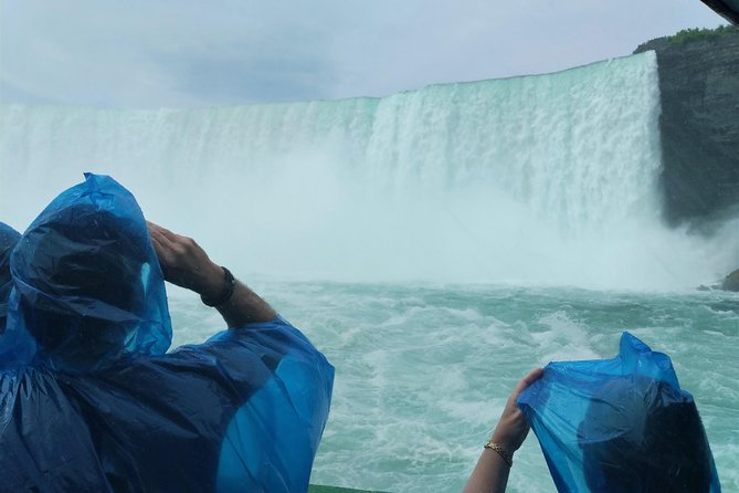 Niagara Falls Canadian Side Tour and Maid of the Mist Boat Ride Option - Guides make the packed route easier