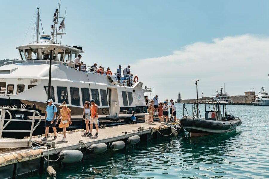 Nice: 1-Hour Sightseeing Cruise to Villefranche Bay - What the $33 Price Buys You