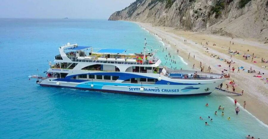 Nidri daily cruise in the Ionian with Makedonia Palace - At a glance