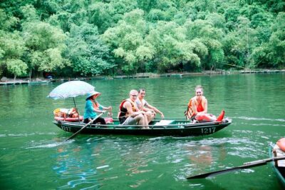 Day Tour from Hanoi to Hoa Lu, Tam Coc & Mua Cave Via Boat & Bike