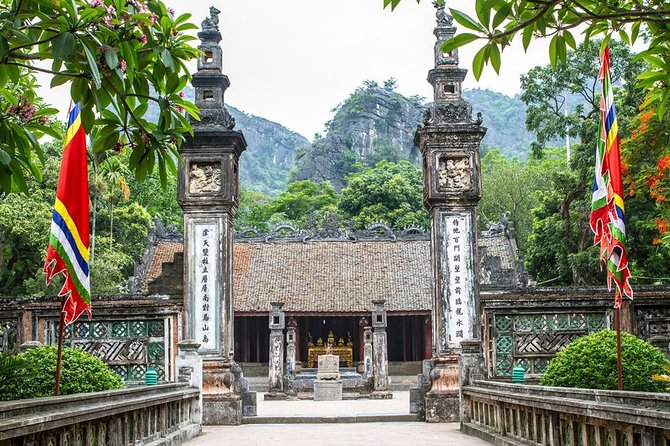 Ninh Binh Full-Day Tour from Hanoi to Hoa Lu, Tam Coc & Mua Cave Via Boat & Bike - Tam Coc by bamboo boat