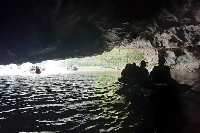 Ninh Binh Full-Day Tour from Hanoi to Hoa Lu, Tam Coc & Mua Cave Via Boat & Bike - What the $33 price really covers