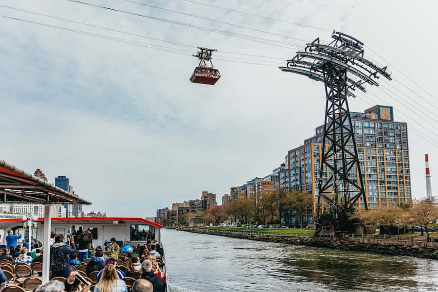 NYC: Circle Line 2.5 Hour Best of NYC Boat Cruise - Brooklyn Bridge, Manhattan Bridge, and the East River