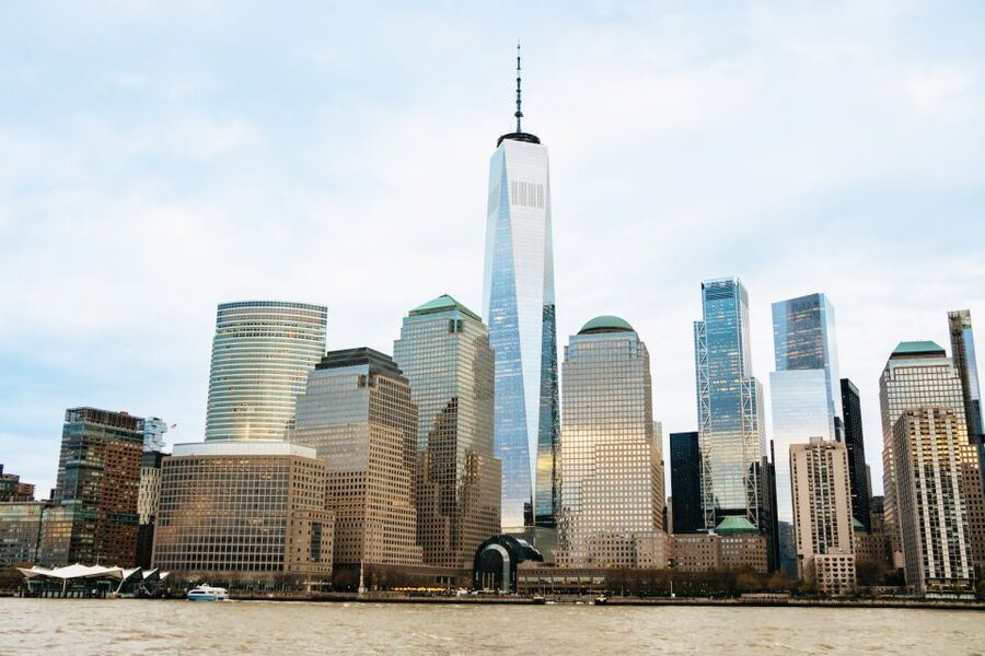 NYC: Circle Line 2h Harbor Lights Cruise Skip-The-Box-Office - South Street Seaport, Brooklyn Bridge, and DUMBO