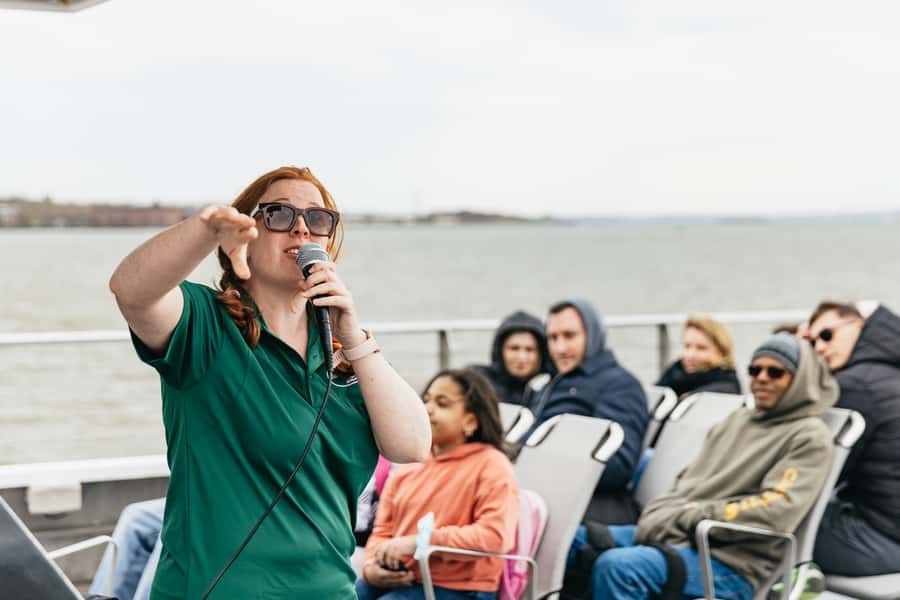 NYC: Statue of Liberty Express Skip-the-Box-Office Cruise - Brooklyn Bridge from the water