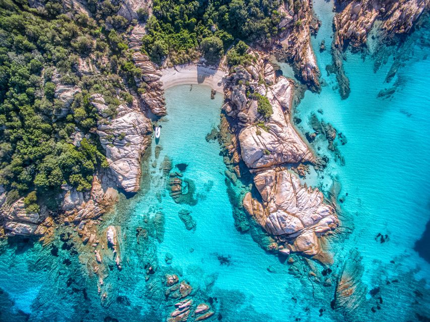 Olbia: Tavolara and Molara Snorkeling Boat Tour - Molara’s natural pools and the best swim of the morning