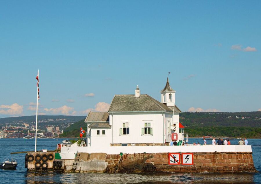 Oslo: 100% Electric Oslofjord Sightseeing Cruise - Comfort in cold, wet, or changeable weather