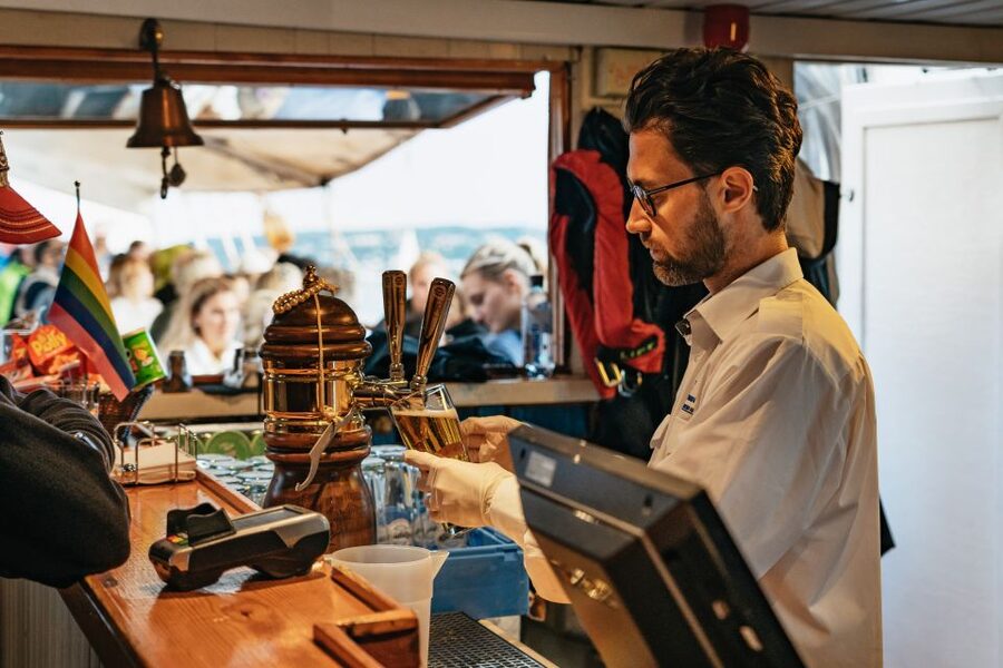 Oslo: Fjord Evening Cruise with Shrimp Buffet - The shrimp buffet: simple, fresh, and hands-on