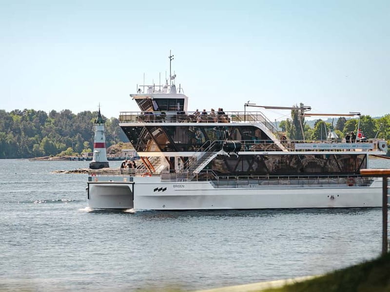 Oslo: Guided Sightseeing Fjord Cruise on Premium Silent Boat - Dyna Lighthouse and the open inner fjord