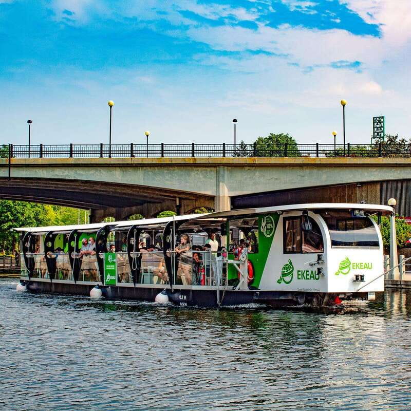 Ottawa: Rideau Canal Cruise - A Quiet Start Behind the National Arts Centre