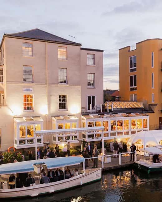 Oxford: Guided Sightseeing River Cruise - Oxford’s rowing houses and river life