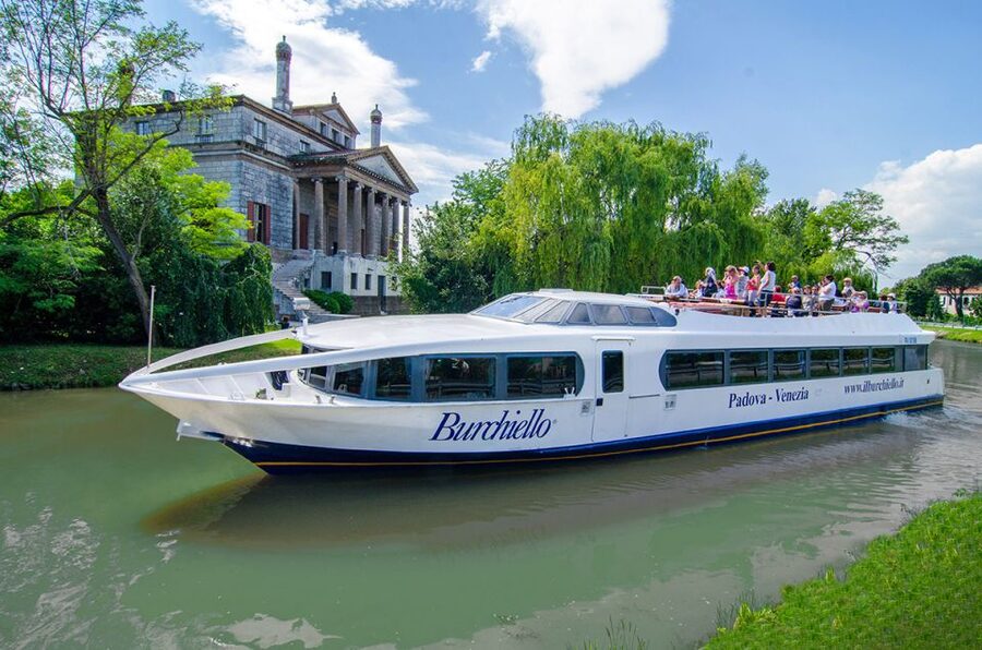 Padua to Venice Boat Cruise of the Brenta Riviera - From Portello to Stra, villas beside the water