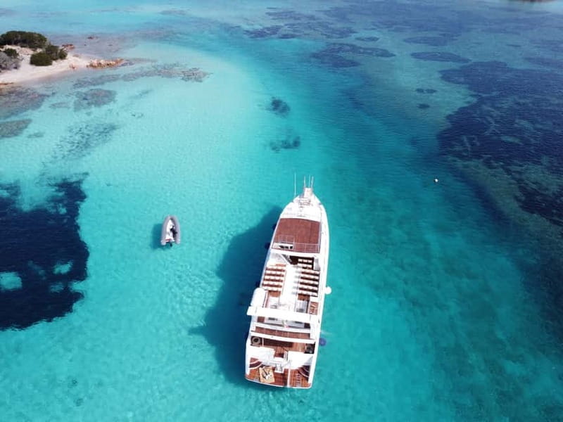 Palau: La Maddalena Archipelago Boat Tour with 4 Stops - Why this Palau boat tour works so well
