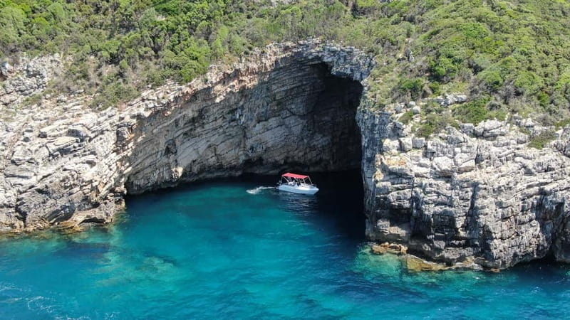 Paleokastritsa: Paradise, Yali Beach & Blue Caves Boat Tour - A fast start from Alipa Port