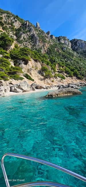Paleokastritsa: Paradise, Yali Beach & Blue Caves Boat Tour - Yali Beach and the pebbly shore
