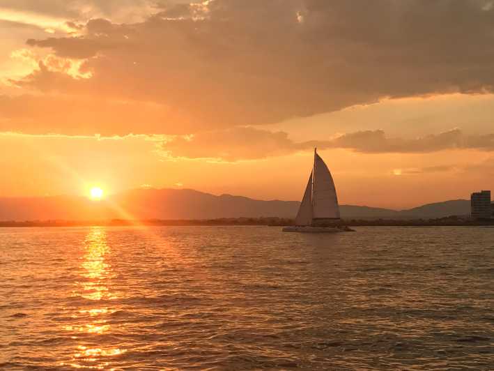 Palma de Mallorca: Sunset Sailing Catamaran Trip with Drink - Setting out from Palma’s waterfront