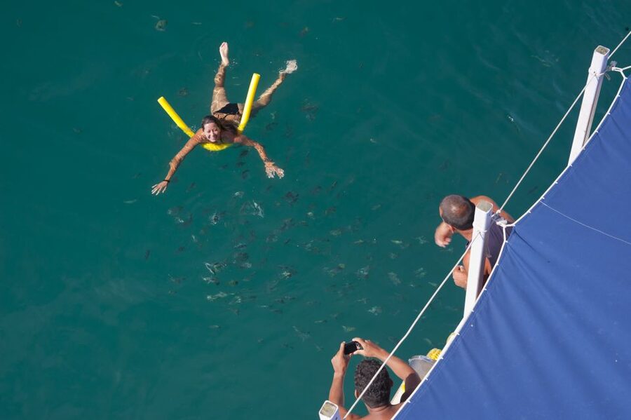Paraty Bay: Islands & Beaches Boat Tour with Snorkeling - Food, drinks, and the optional extras