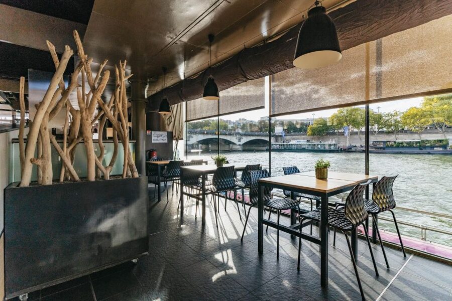Paris: 1-Hour Sightseeing Cruise and 3-Course Bistro Dinner - Practical advice before you go