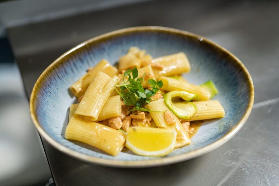 Paris: 3-Course Italian Meal Seine Cruise - The rooftop terrace is worth using