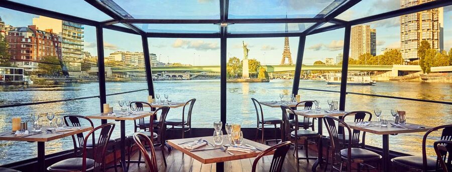Paris: 3-Course Lunch Cruise on the River Seine - A 90-minute tour of Paris from the Seine