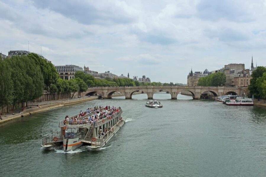 Paris: Catacombs, Audio Guide, and River Cruise Option - How the timed entry works