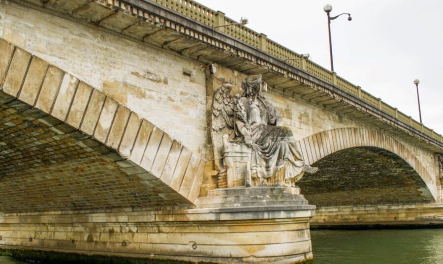 Paris: Catacombs, Audio Guide, and River Cruise Option - What the Catacombs audio guide adds
