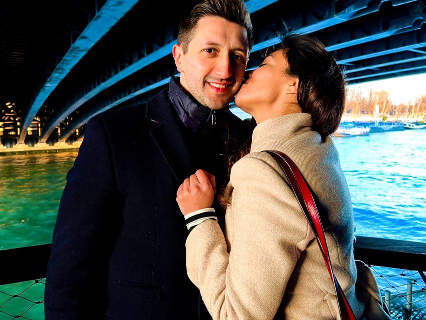 Paris: Day or Sunset Cruise with Drink, Ice Cream or Dessert - Should you book the Seine cruise and treat?