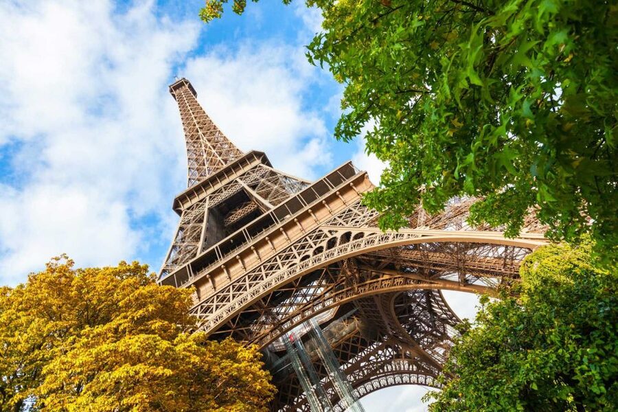 Paris: Eiffel Tower Access and Seine River Cruise - What happens at the Eiffel Tower entrance