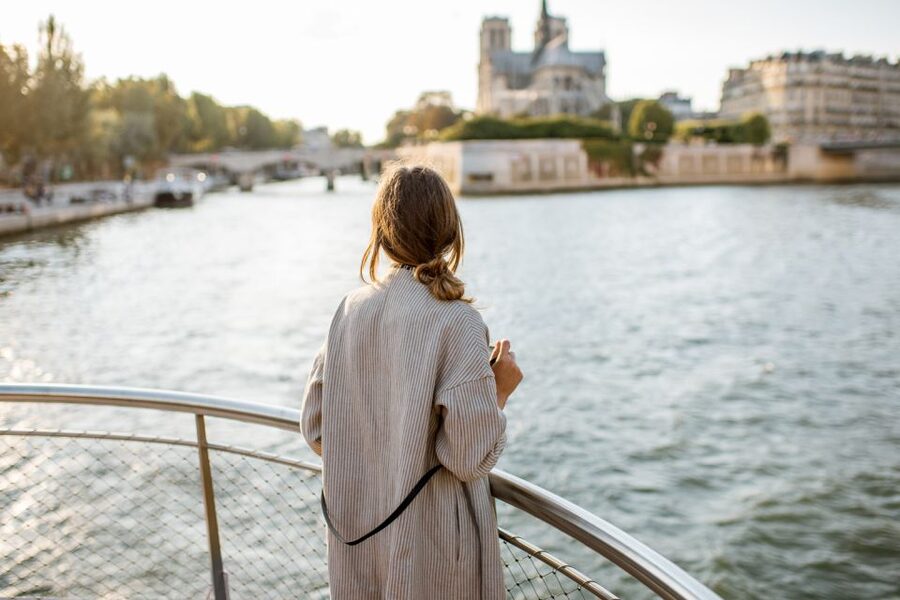 Paris: Eiffel Tower Access and Seine River Cruise - Level two or the summit: choose with care