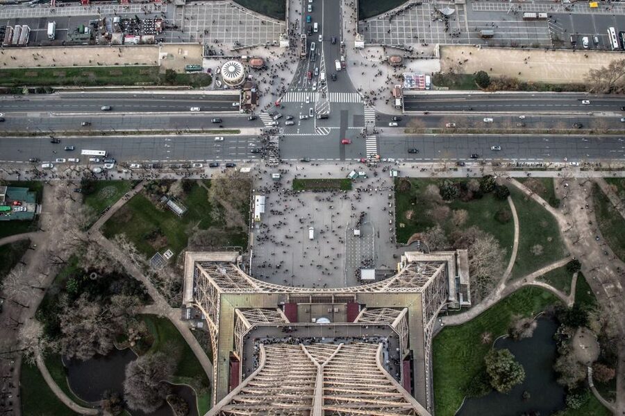 Paris: Eiffel Tower Access and Seine River Cruise - Who should book this Eiffel Tower and Seine package?
