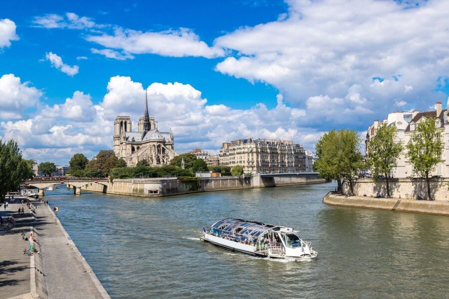 Paris: Eiffel Tower Access and Seine River Cruise - Small details that make the day easier