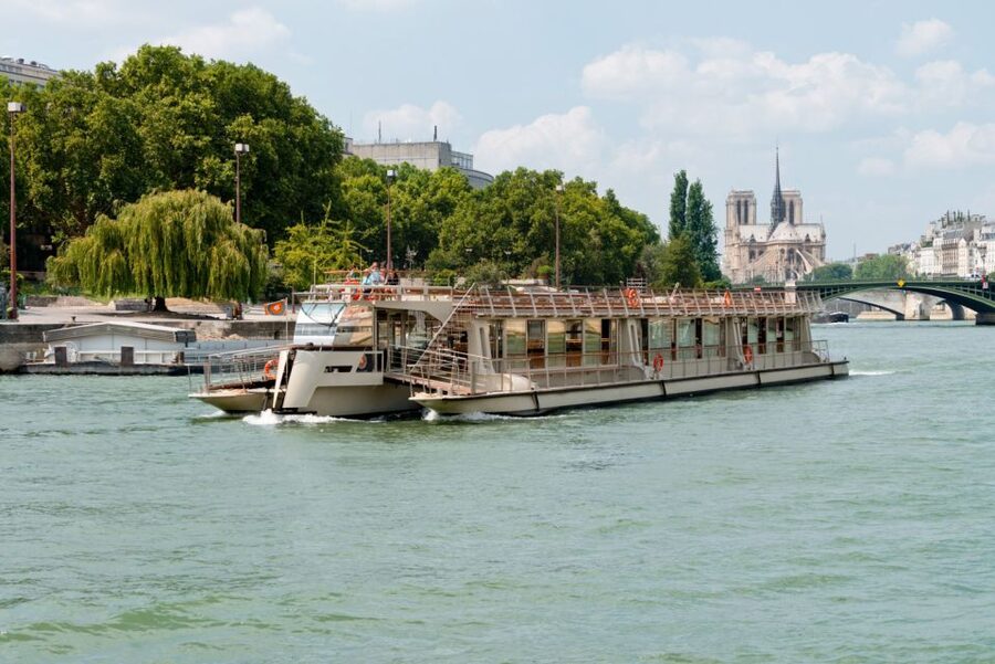 Paris: Eiffel Tower Access and Seine River Cruise - Meeting at Paris Lounge, not at the tower