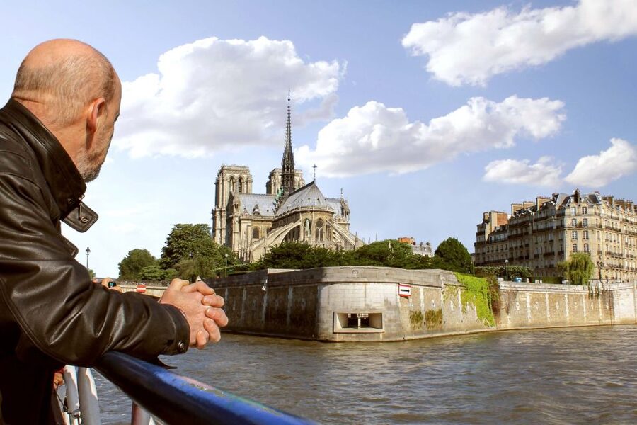 Paris: Eiffel Tower Hosted Tour, Seine Cruise and City Tour - Seeing Paris from the Seine